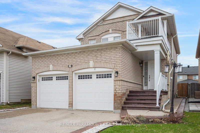 79 Porchlight Rd, Brampton, L6X 4S1 | Image 2