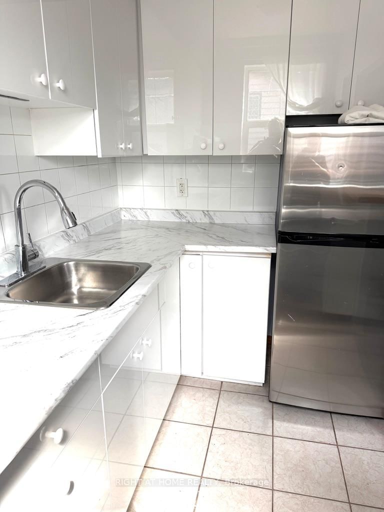 115 Eighth Street, Unit 2 - Photo 4