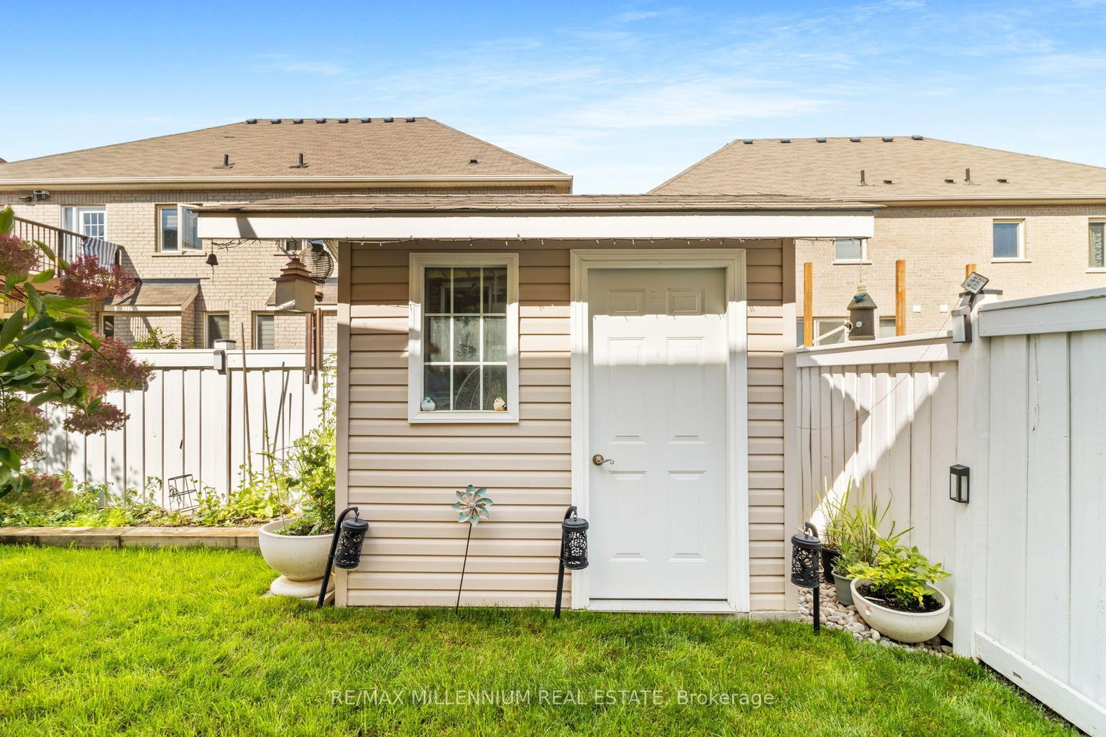Detached House for sale at 6 Trentonian Street, Brampton, Ontario, L6R 3W2 - Sandringham-Wellington North - MLS: W12998528