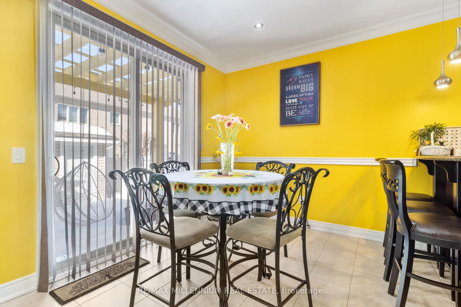 Detached House for sale at 6 Trentonian Street, Brampton, Ontario, L6R 3W2 - Sandringham-Wellington North - MLS: W12998528