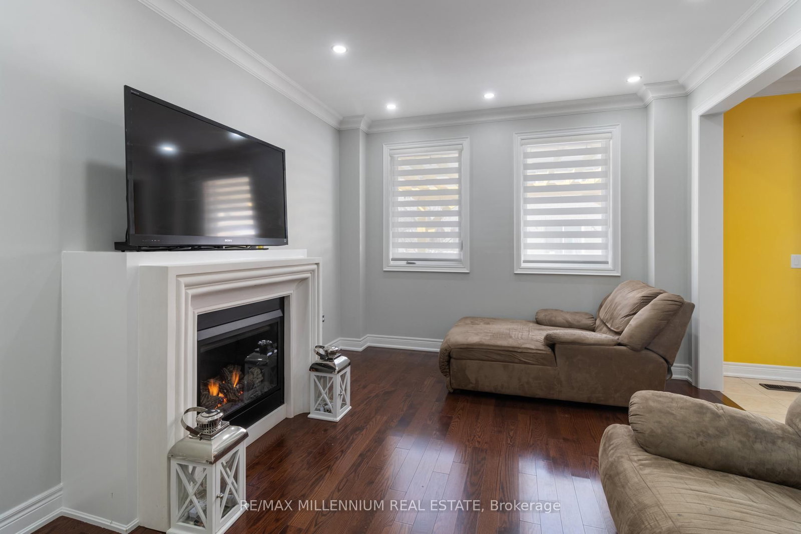 Detached House for sale at 6 Trentonian Street, Brampton, Ontario, L6R 3W2 - Sandringham-Wellington North - MLS: W12998528