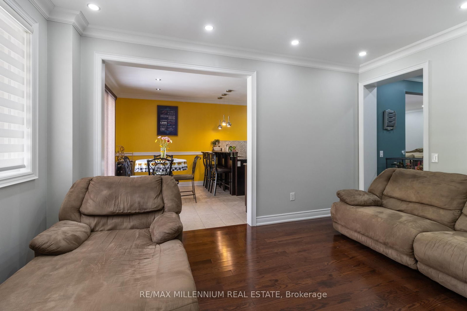 Detached House for sale at 6 Trentonian Street, Brampton, Ontario, L6R 3W2 - Sandringham-Wellington North - MLS: W12998528