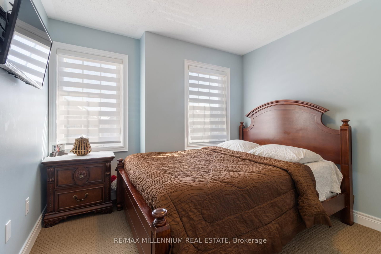 Detached House for sale at 6 Trentonian Street, Brampton, Ontario, L6R 3W2 - Sandringham-Wellington North - MLS: W12998528