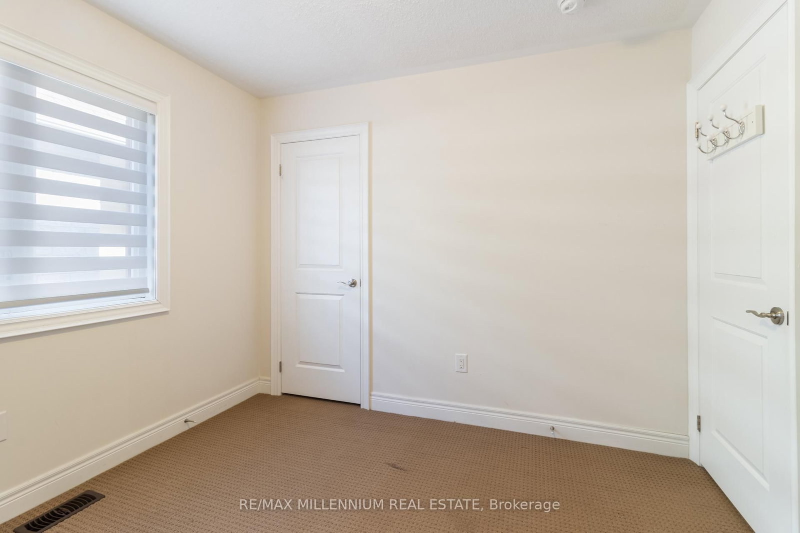 Detached House for sale at 6 Trentonian Street, Brampton, Ontario, L6R 3W2 - Sandringham-Wellington North - MLS: W12998528