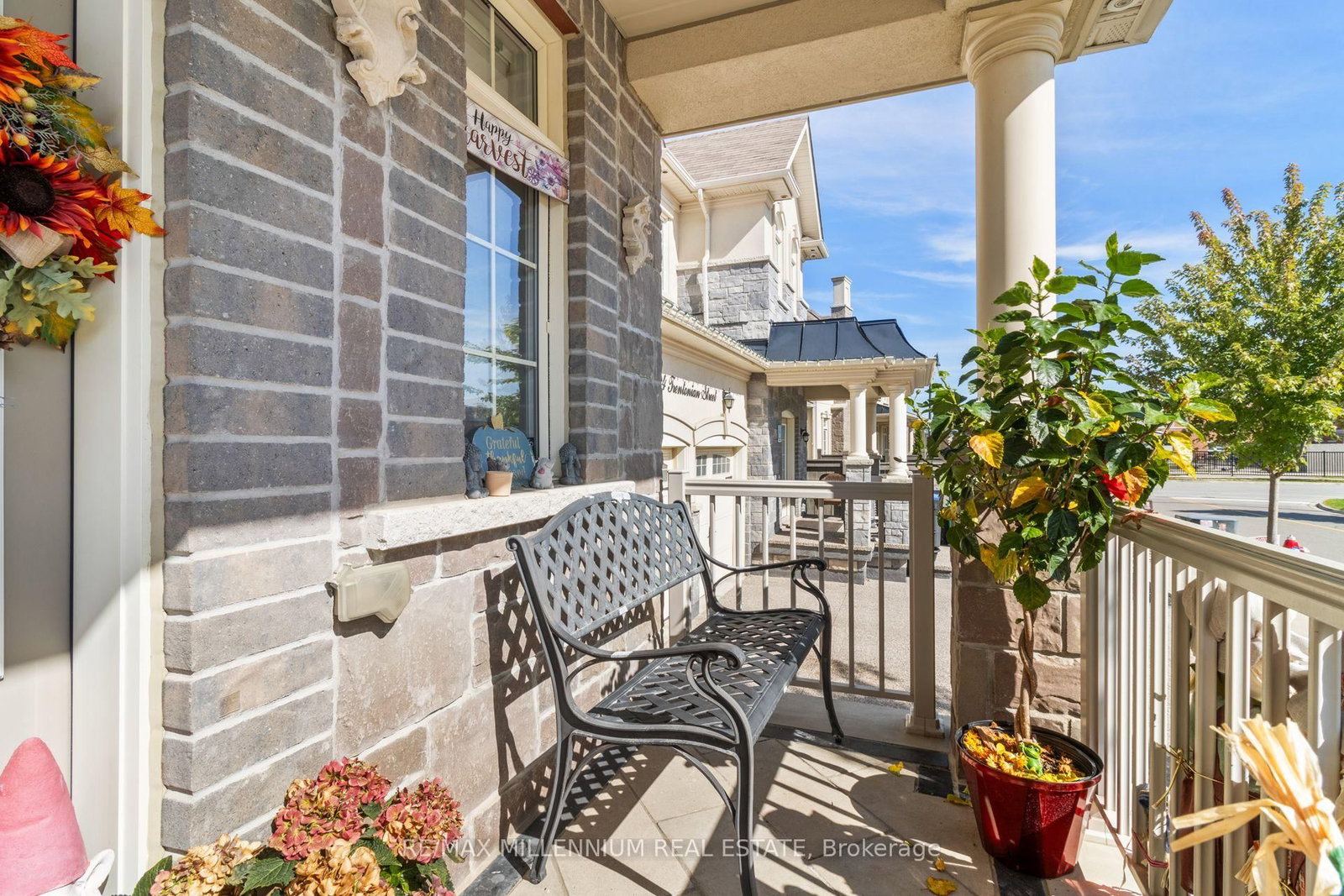 Detached House for sale at 6 Trentonian Street, Brampton, Ontario, L6R 3W2 - Sandringham-Wellington North - MLS: W12998528