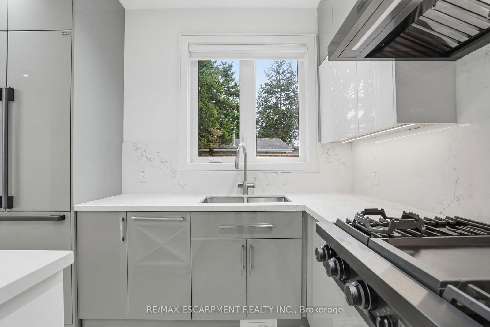 10A Benson Avenue - Photo 12