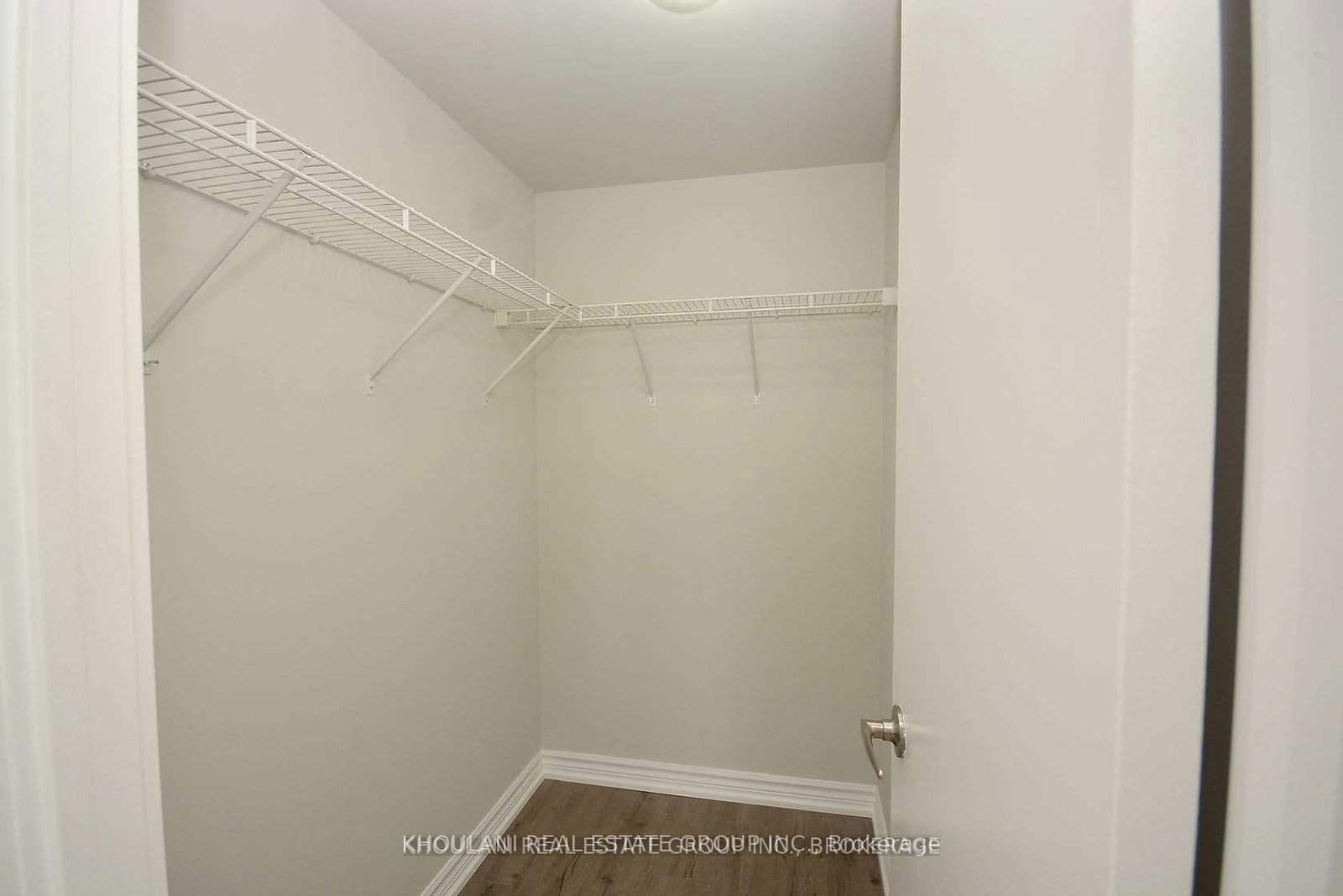 4070 Confederation Parkway, Unit 902 - Photo 11