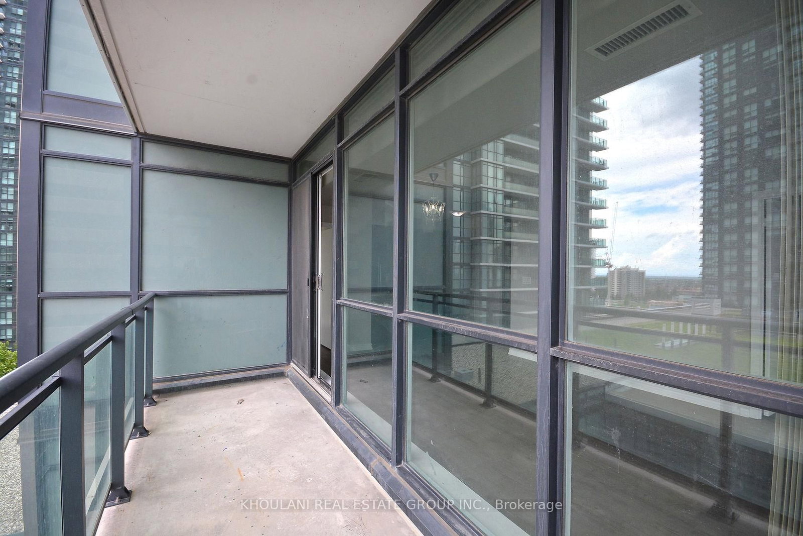 4070 Confederation Parkway, Unit 902 - Photo 18