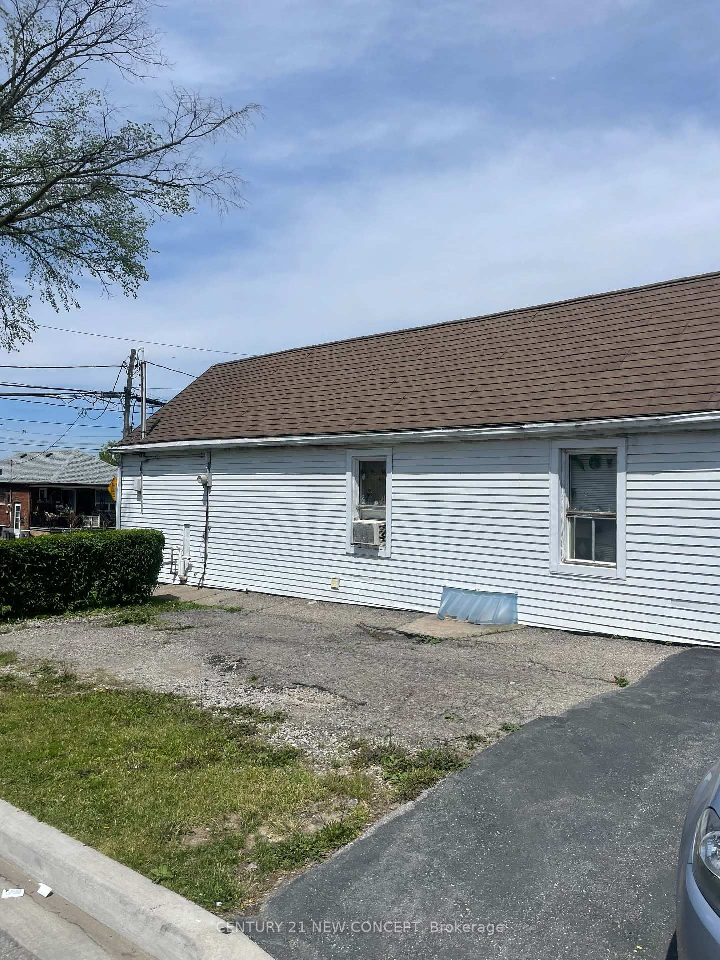 1171 Roselawn Avenue - Photo 4