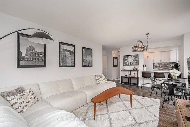 1002 - 1270 Maple Crossing Boulevard