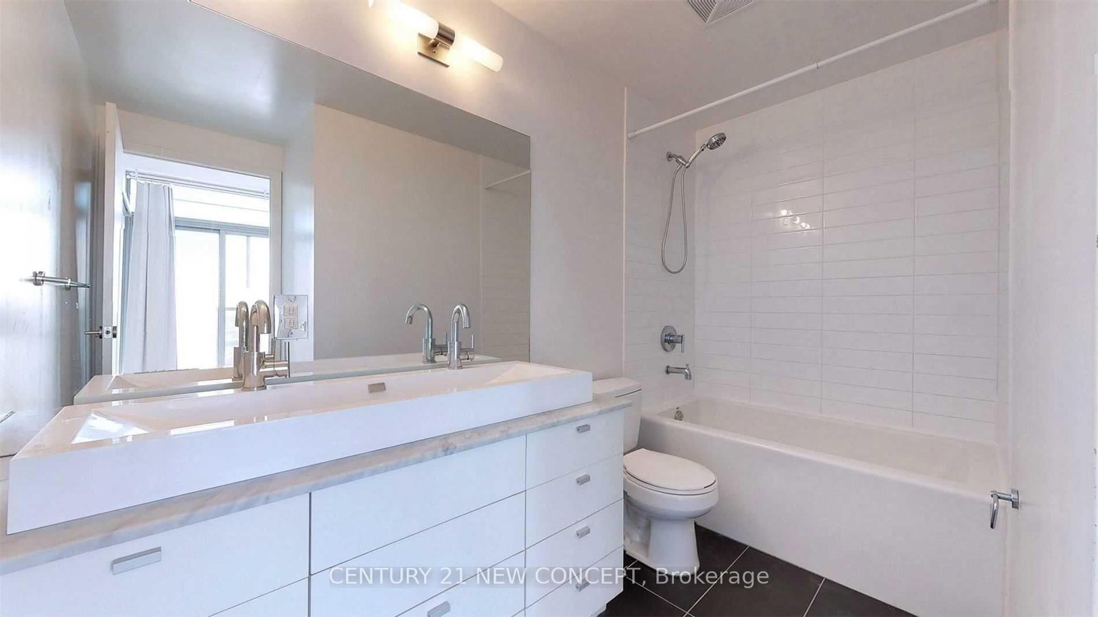 105 The Queensway Avenue, Unit 2505 - Photo 11