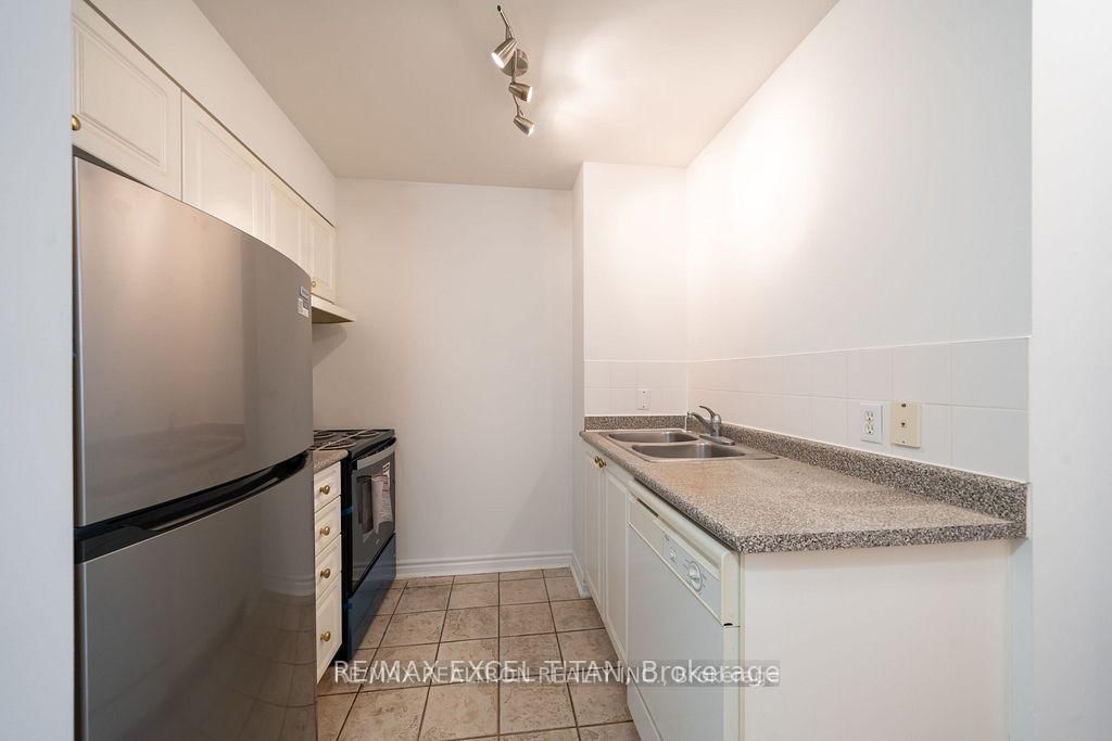 1407 Dupont Street, Unit 112 - Photo 3