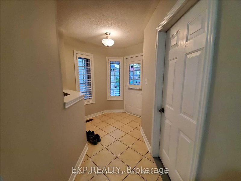 69 Fallstar(Upper Only) Cres, Brampton, L7A 2J7 | Image 2