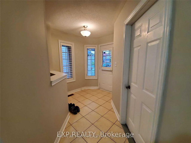 69 Fallstar(Upper Only) Crescent