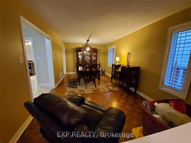 69 Fallstar(Upper Only) Crescent