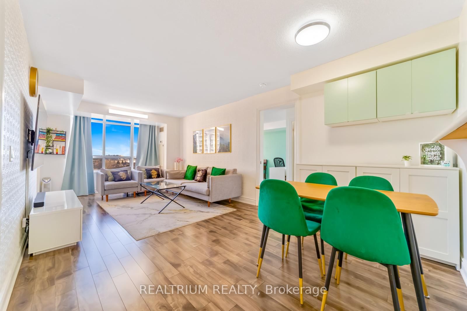 710 Humberwood Boulevard, Unit 811 - Photo 10