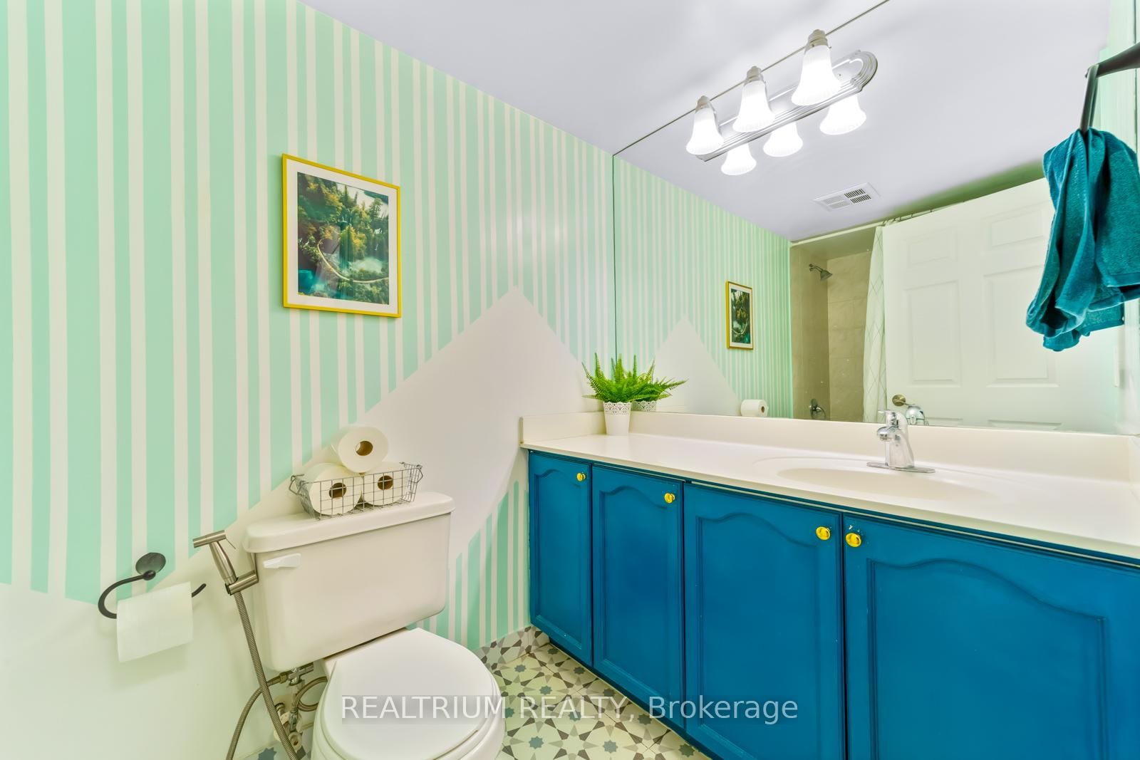 710 Humberwood Boulevard, Unit 811 - Photo 16