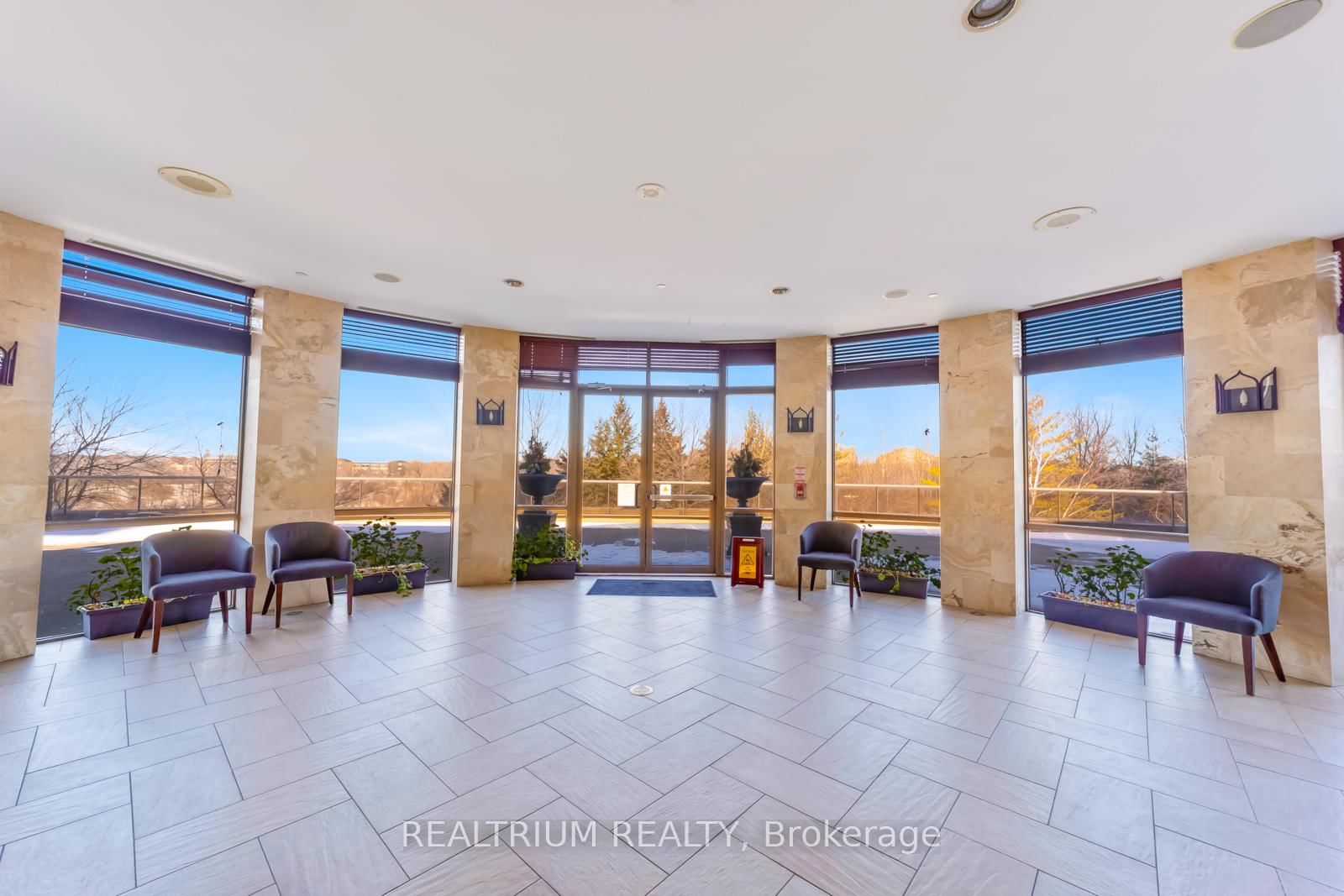 710 Humberwood Boulevard, Unit 811 - Photo 31