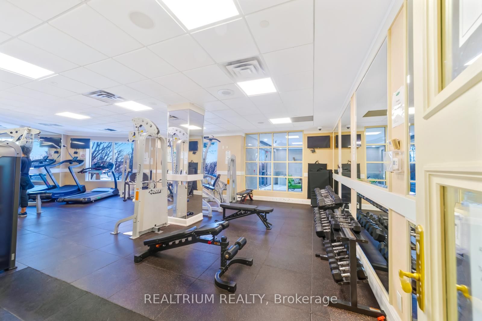 710 Humberwood Boulevard, Unit 811 - Photo 33