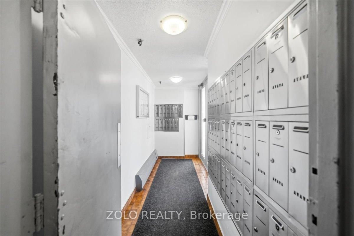 2345 Confederation Parkway, Unit 203 - Photo 37