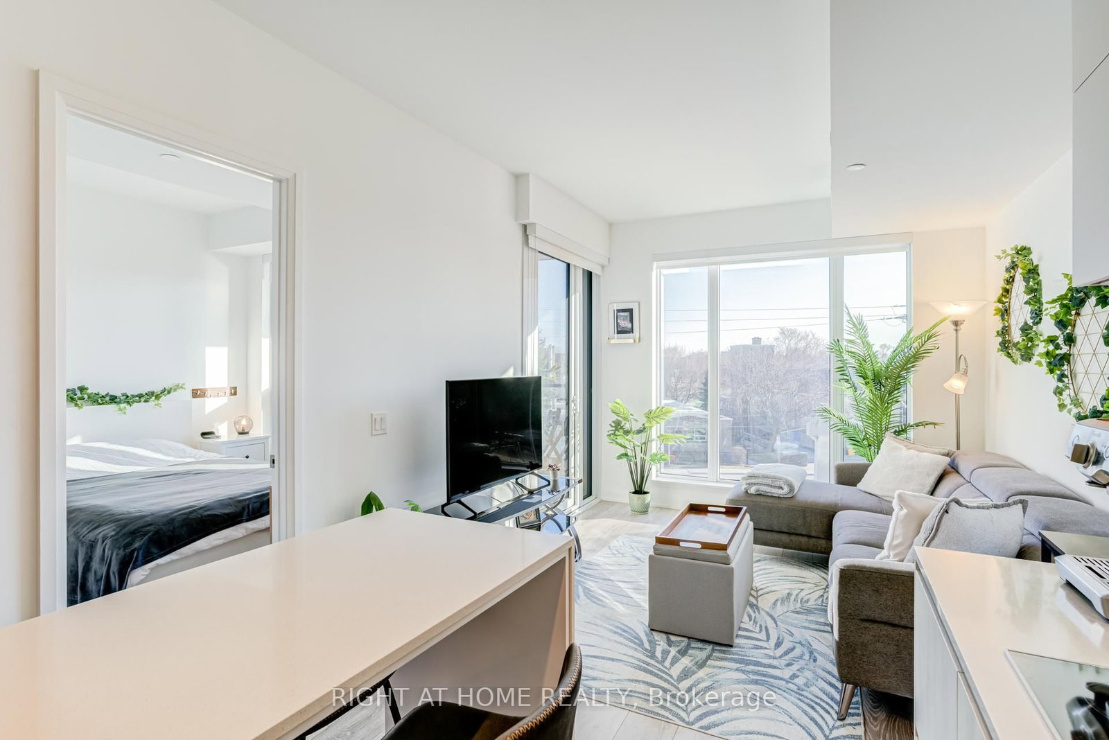 21 Park Street E, Unit 506 - Photo 20