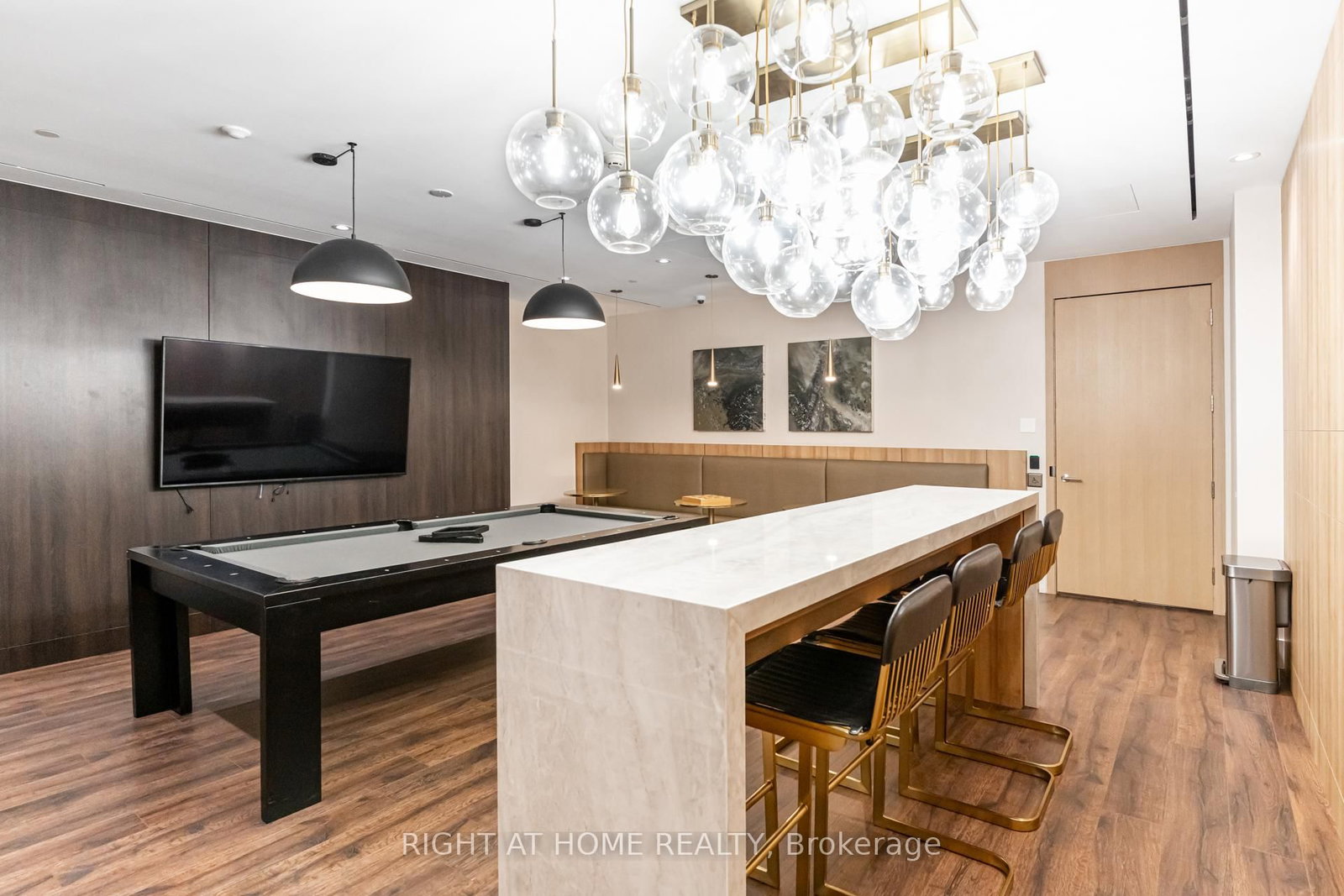 21 Park Street E, Unit 506 - Photo 46