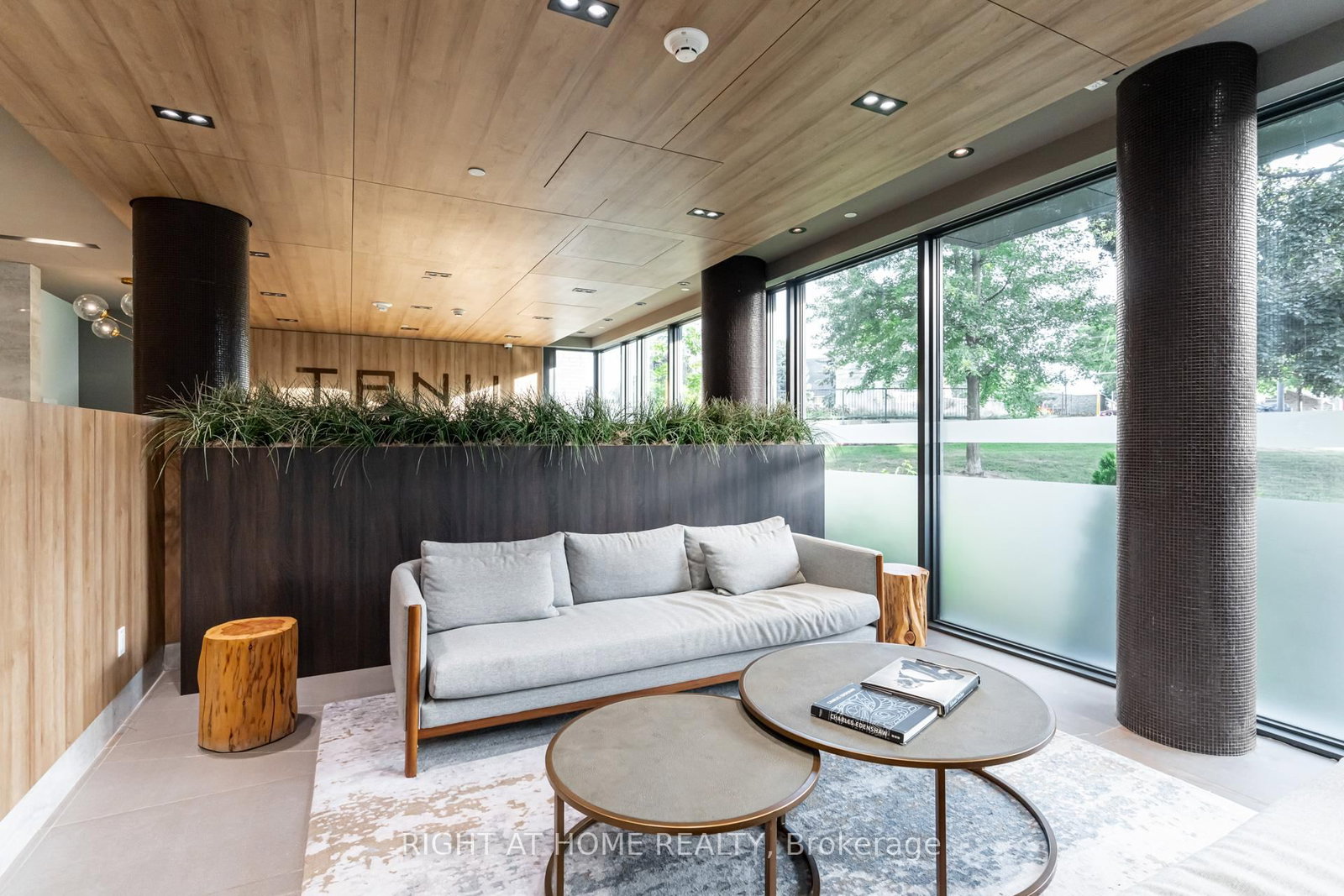 21 Park Street E, Unit 506 - Photo 5