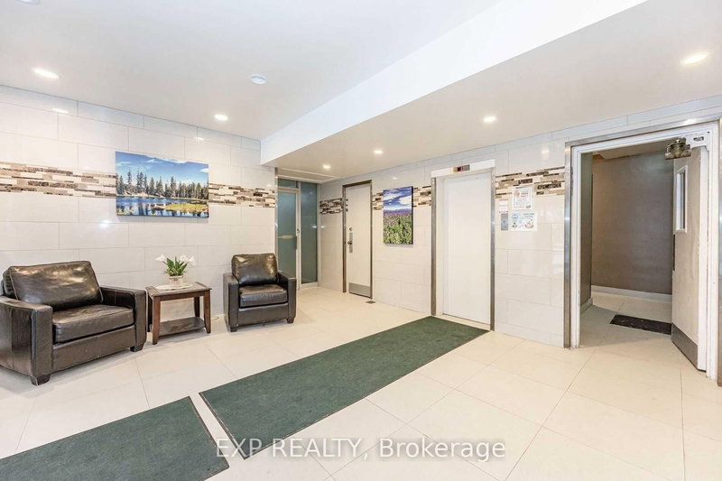 508 - 2485 Woking Cres, Mississauga, L5K 1Z6 | Image 3