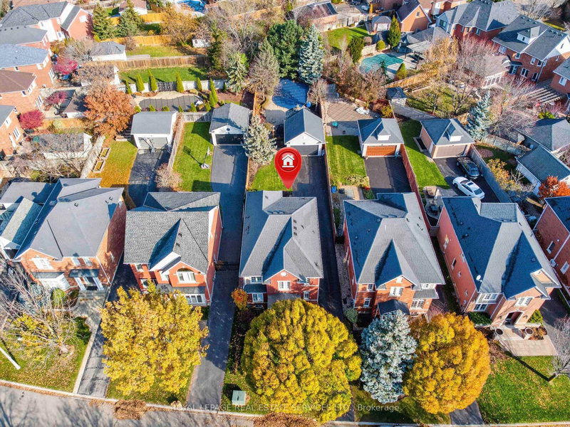 2393 Ennerdale Rd, Oakville, Ontario