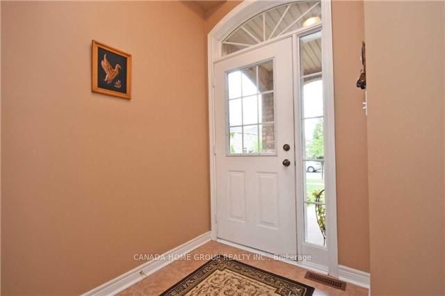 3488 Fountain Park Ave, Mississauga, L5M 7E5 | Image 3
