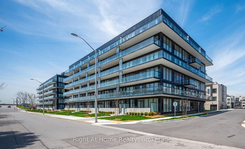 B426 - 1119 Cooke Blvd, Burlington, L7T 0C7 | Image 2