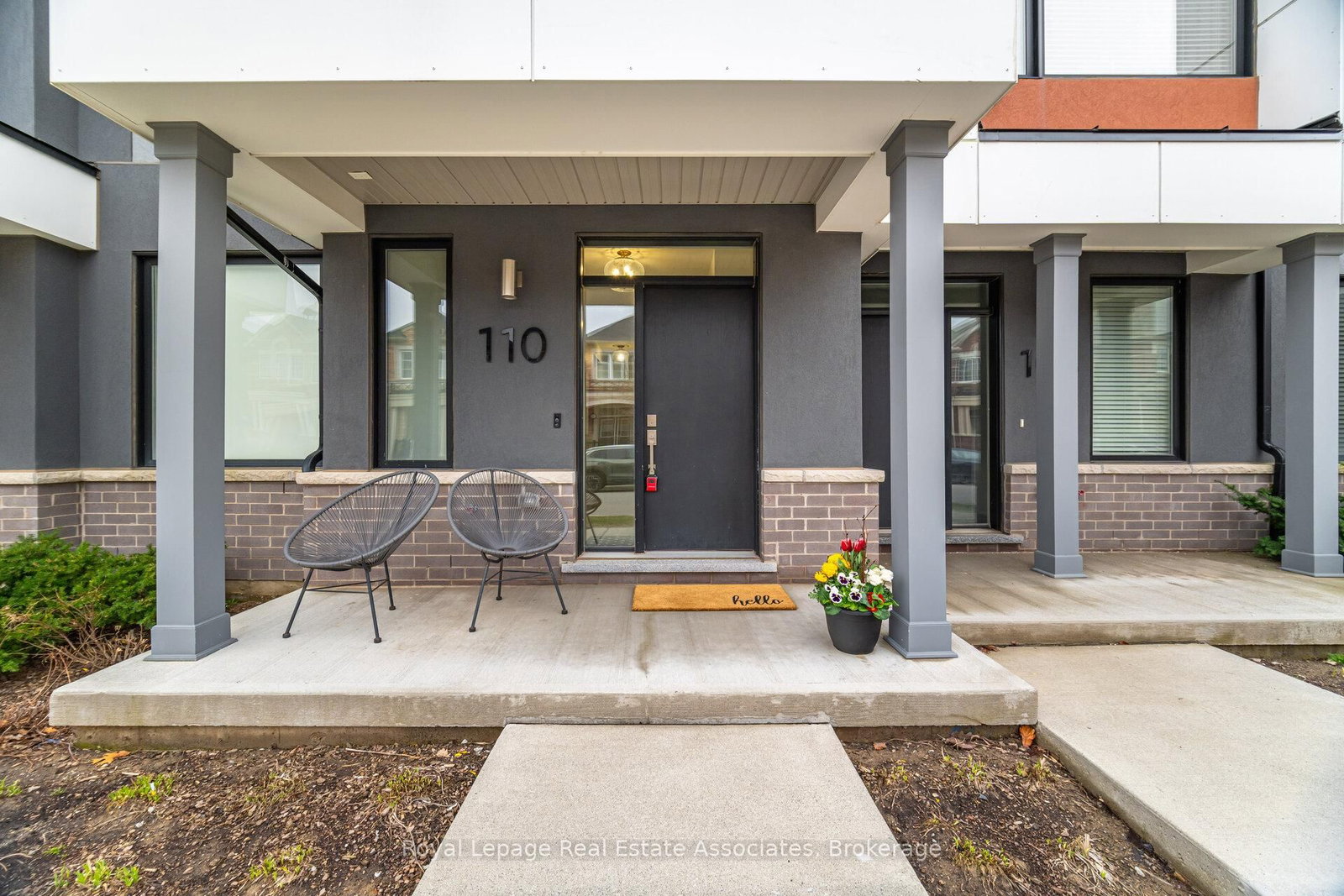 110 Huguenot Road - Photo 4