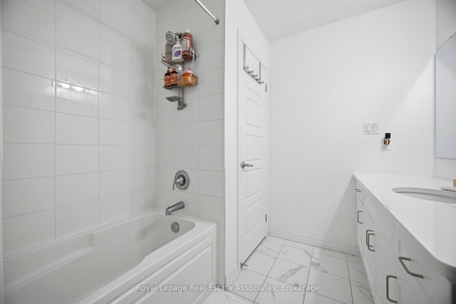 110 Huguenot Road - Photo 42