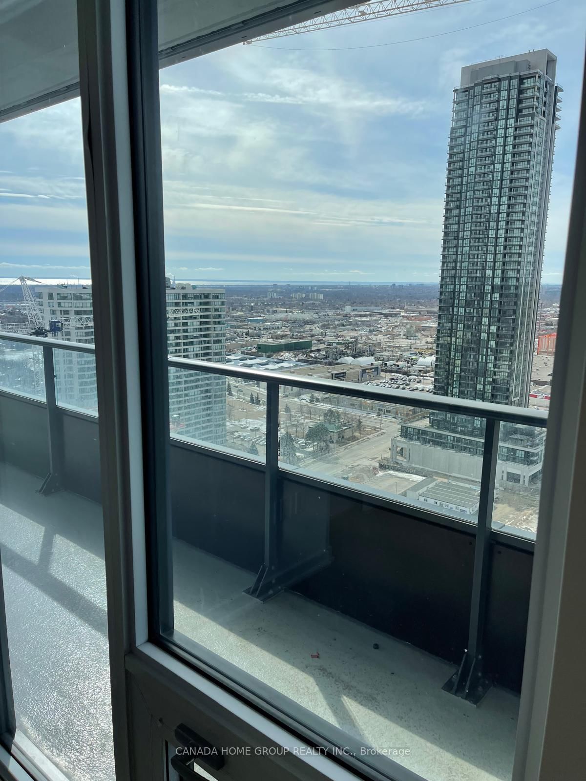 448 Burnhamthorpe Road W, Unit 2411 - Photo 10