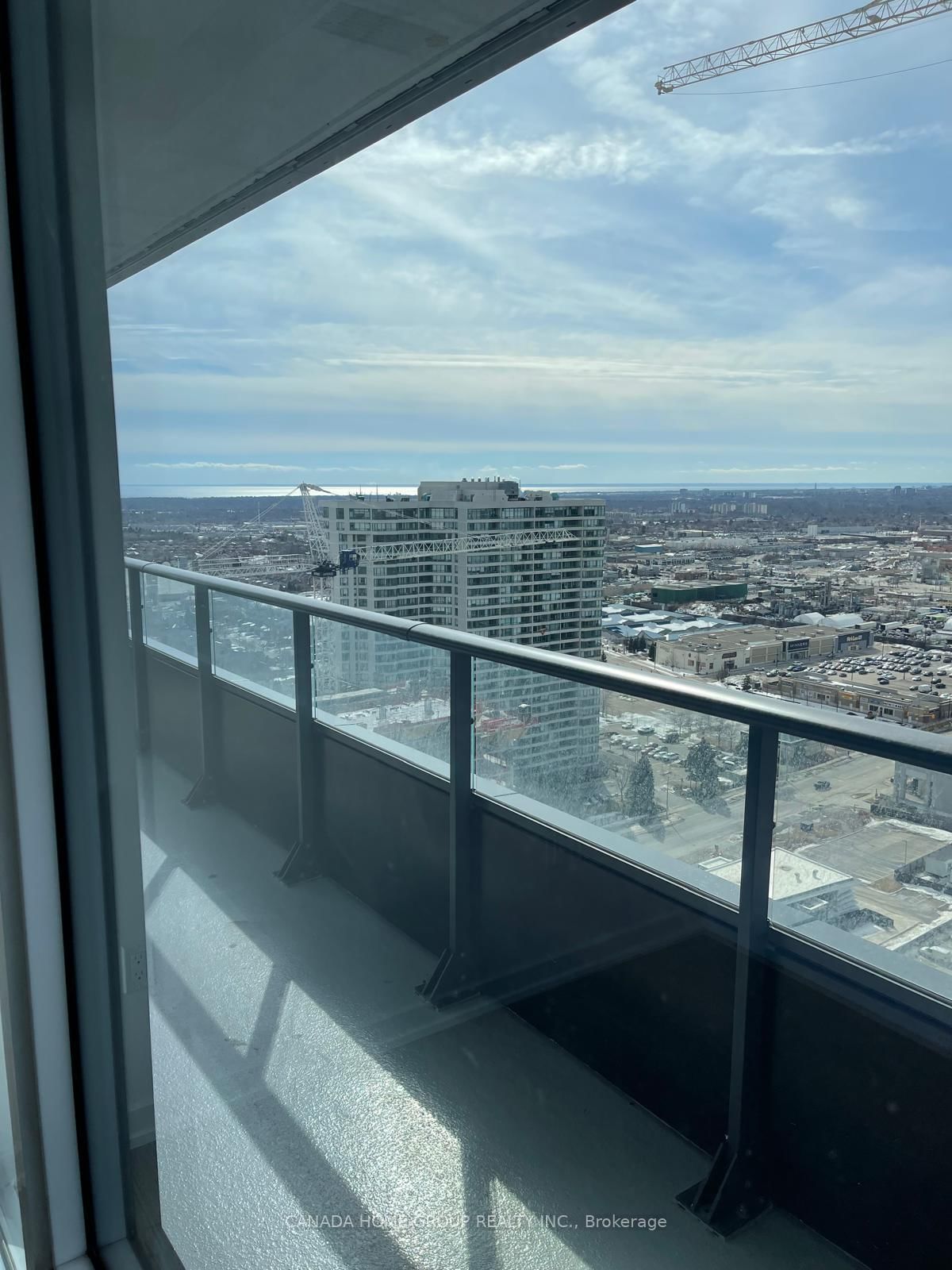 448 Burnhamthorpe Road W, Unit 2411 - Photo 8