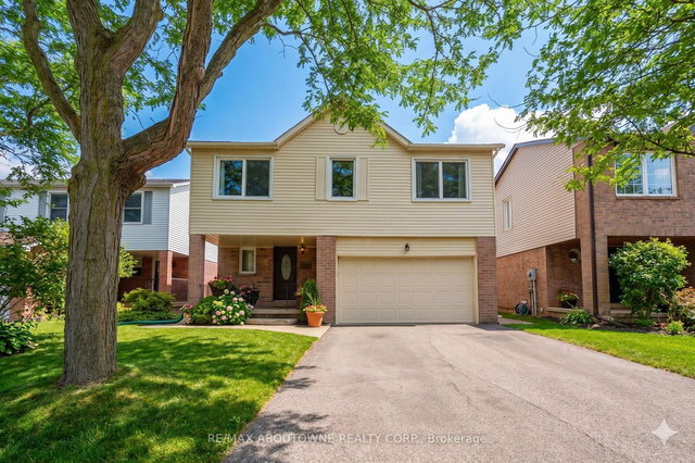 1148 Bridlewood Trail