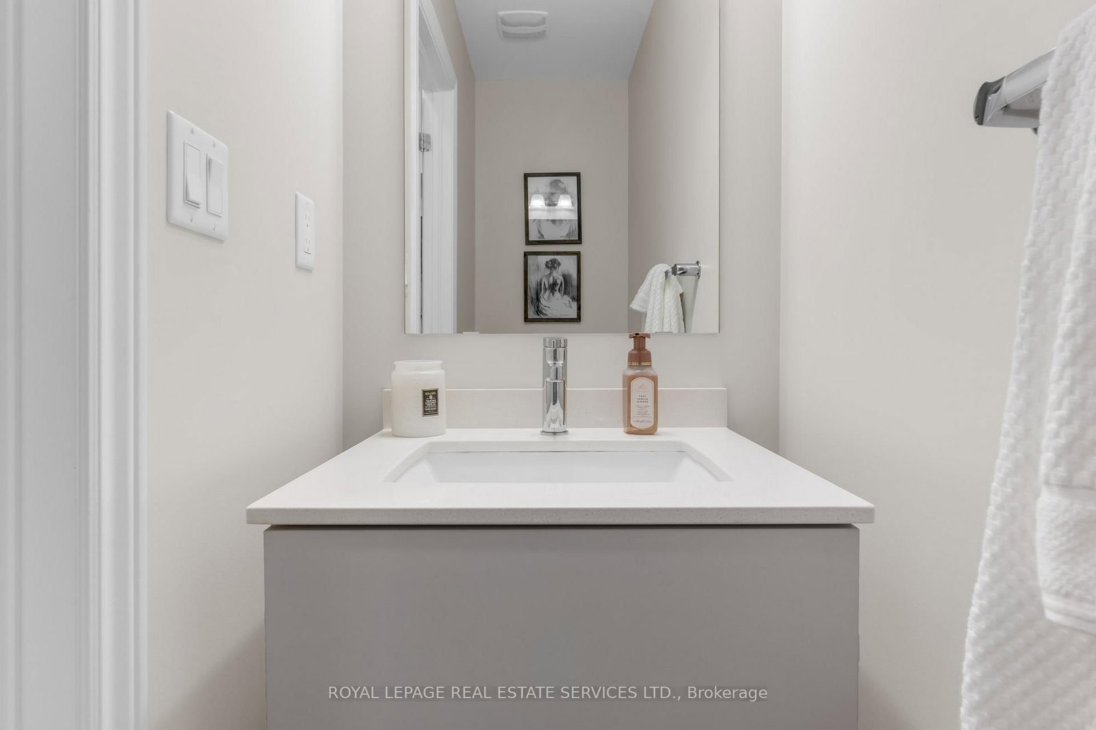 Townhouse for sale at 1238 Restivo Lane, Milton, Ontario, L9T 2X5 - Ford - MLS: W12999814