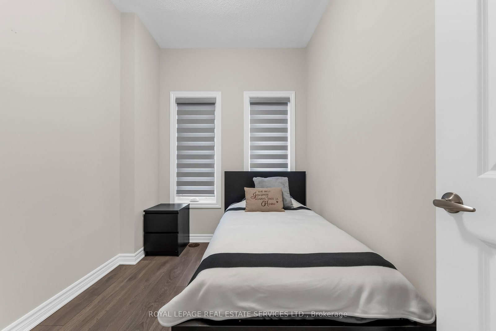 Townhouse for sale at 1238 Restivo Lane, Milton, Ontario, L9T 2X5 - Ford - MLS: W12999814