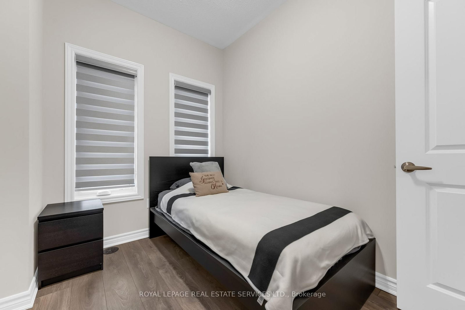 Townhouse for sale at 1238 Restivo Lane, Milton, Ontario, L9T 2X5 - Ford - MLS: W12999814