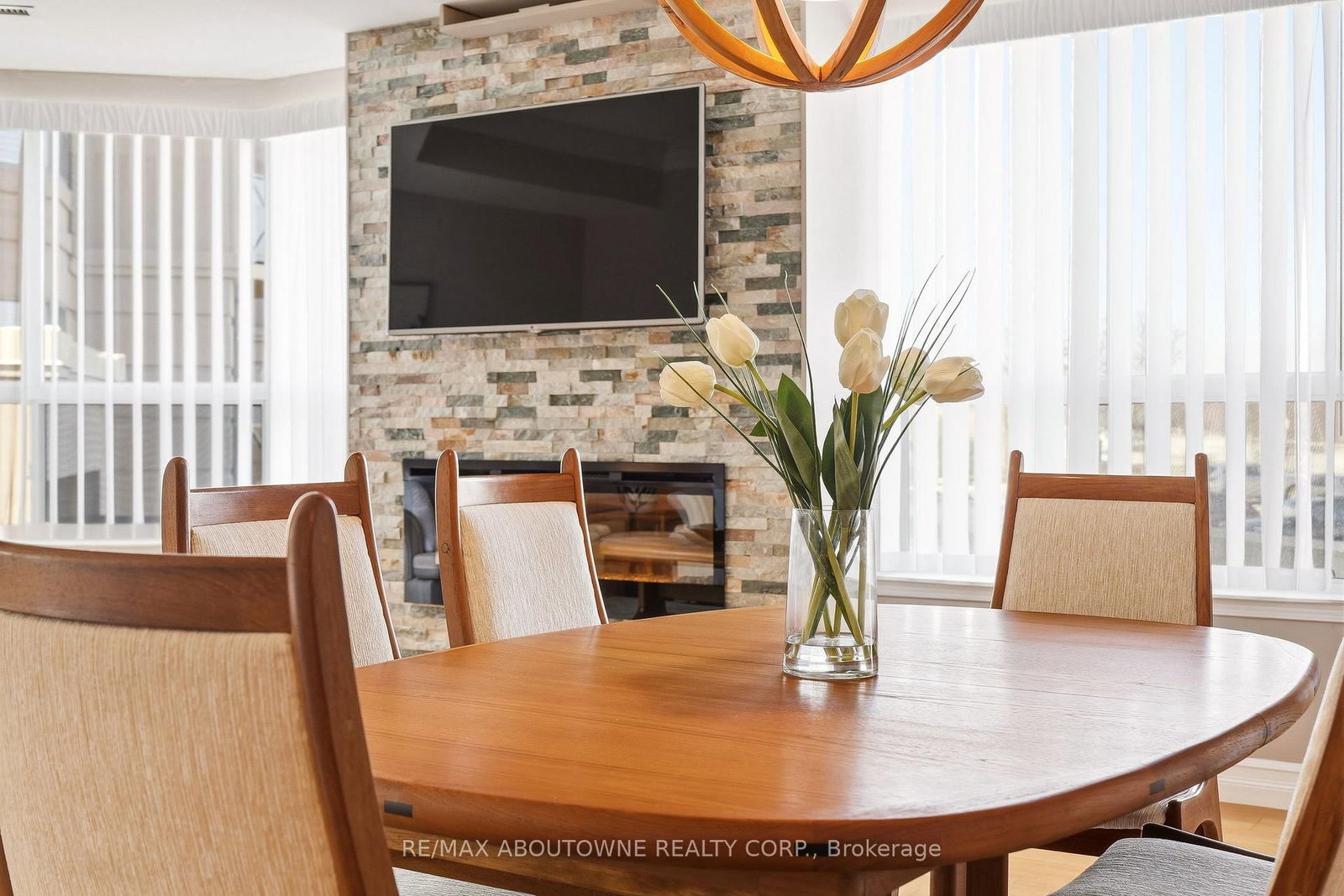 2085 Amherst Heights, Unit 209 - Photo 14