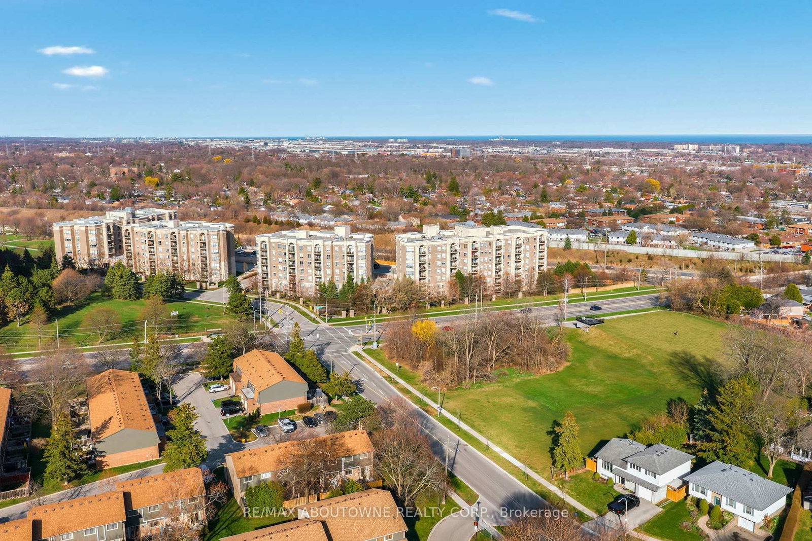 2085 Amherst Heights, Unit 209 - Photo 35