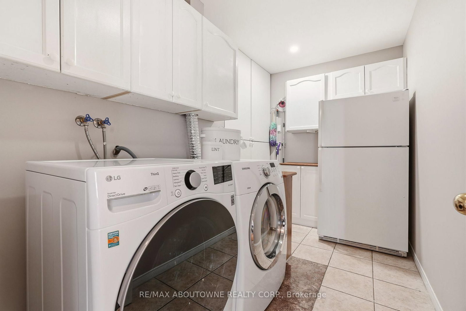 2085 Amherst Heights, Unit 209 - Photo 9