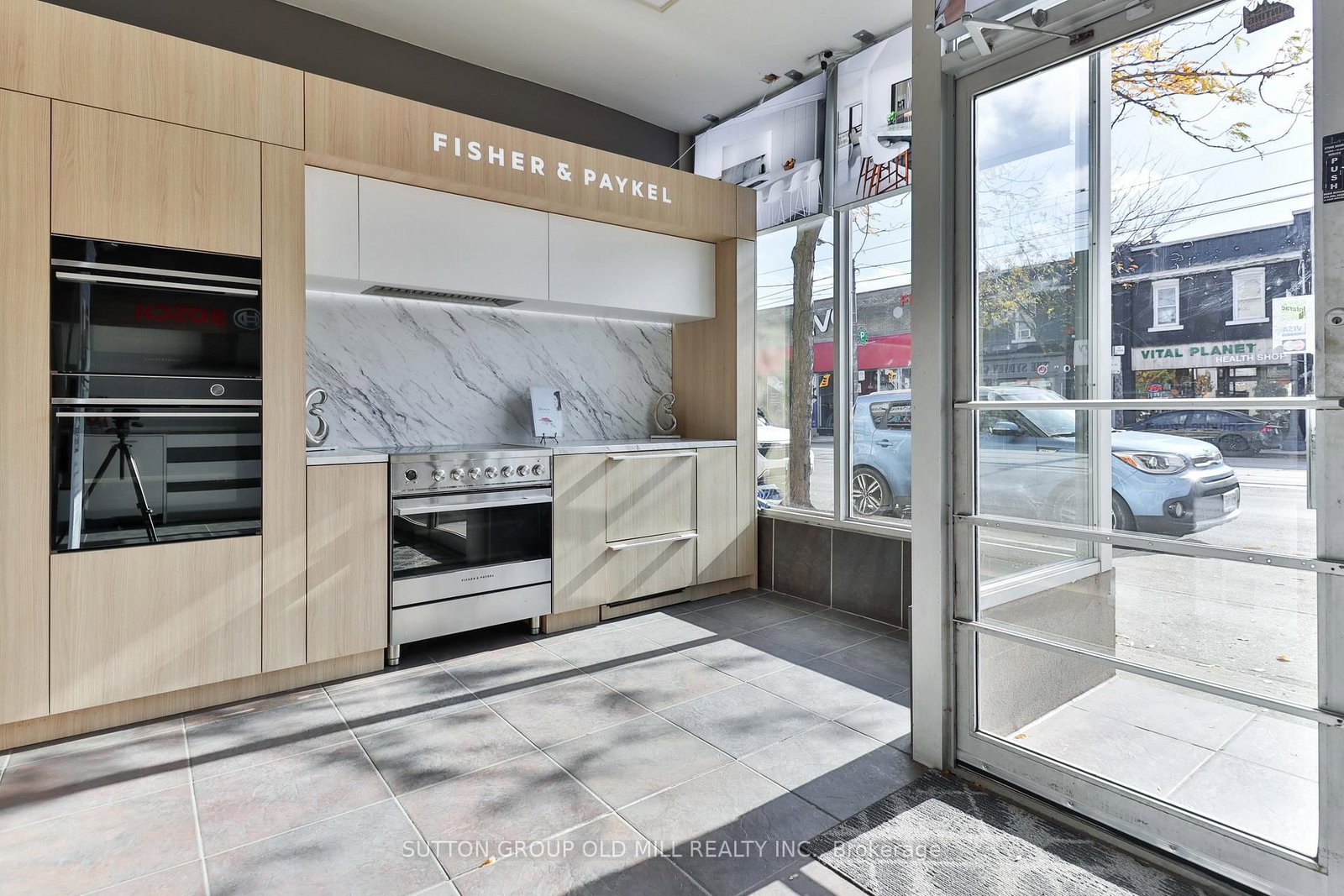 2882 Lake Shore Boulevard W - Photo 5