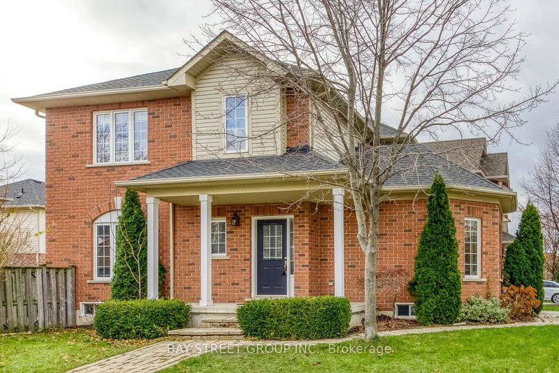 5218 Garland Cres, Burlington, L7L 7K9 | Image 2