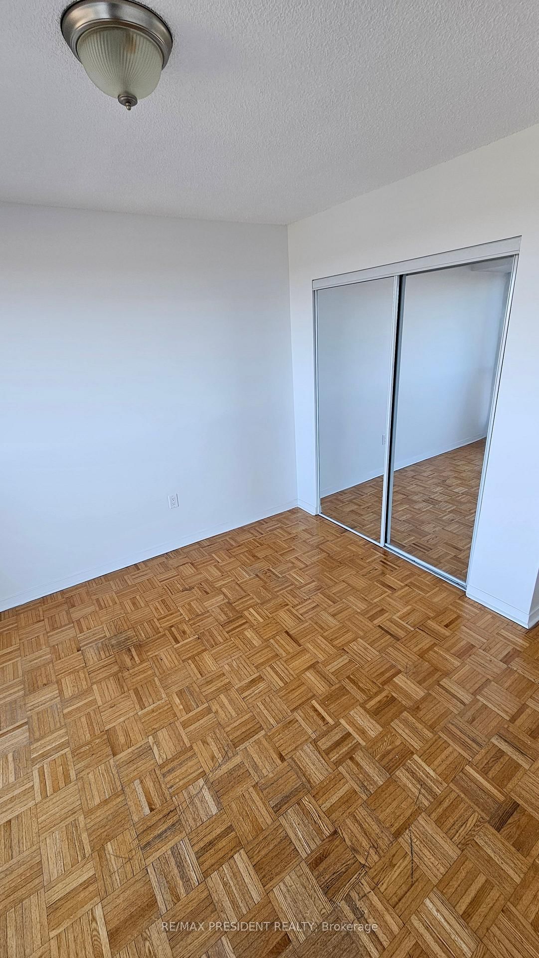 2155 Burnhamthorpe Road W, Unit 1103 - Photo 12