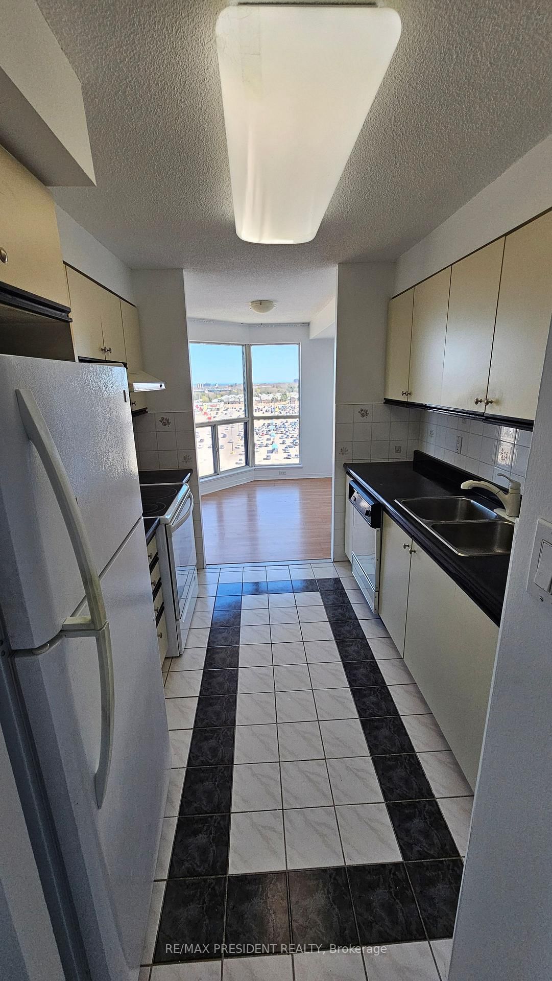 2155 Burnhamthorpe Road W, Unit 1103 - Photo 14