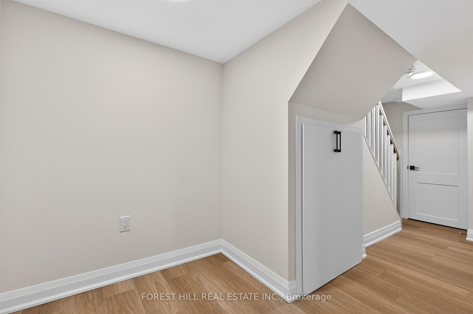 Detached House for sale at 17 Alexander Street, Toronto, Ontario, M8V 2K7 - Mimico - MLS: W13000284