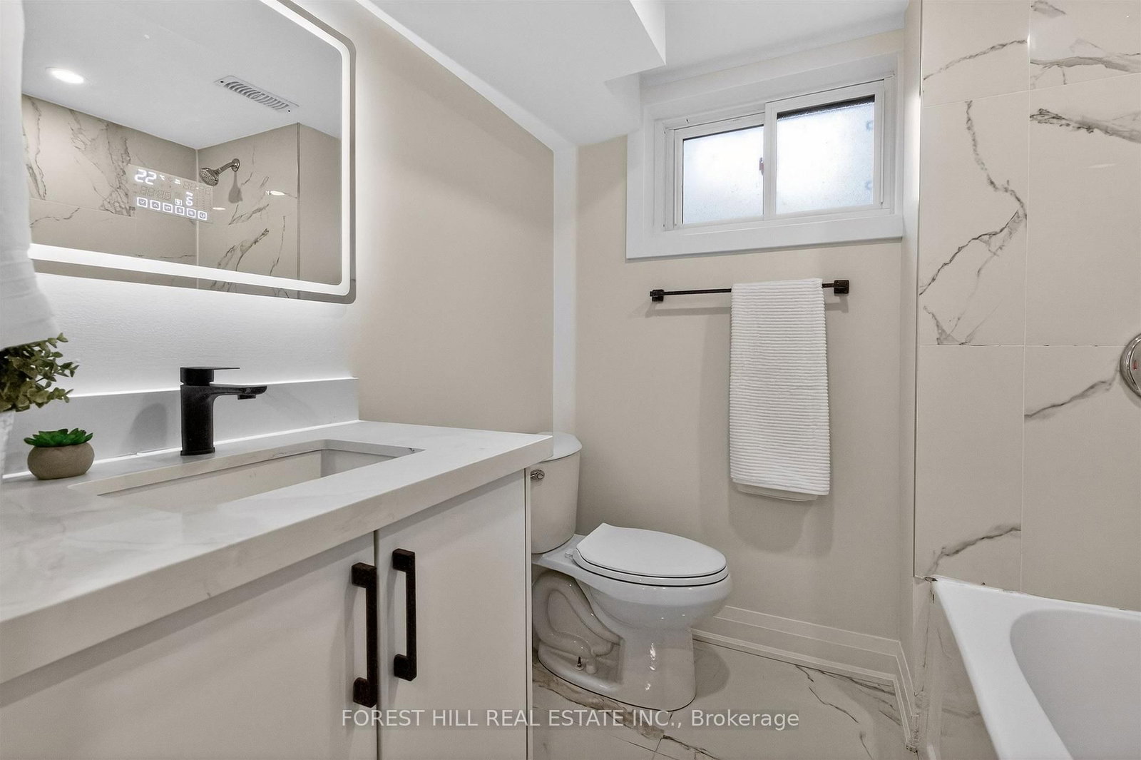 Detached House for sale at 17 Alexander Street, Toronto, Ontario, M8V 2K7 - Mimico - MLS: W13000284