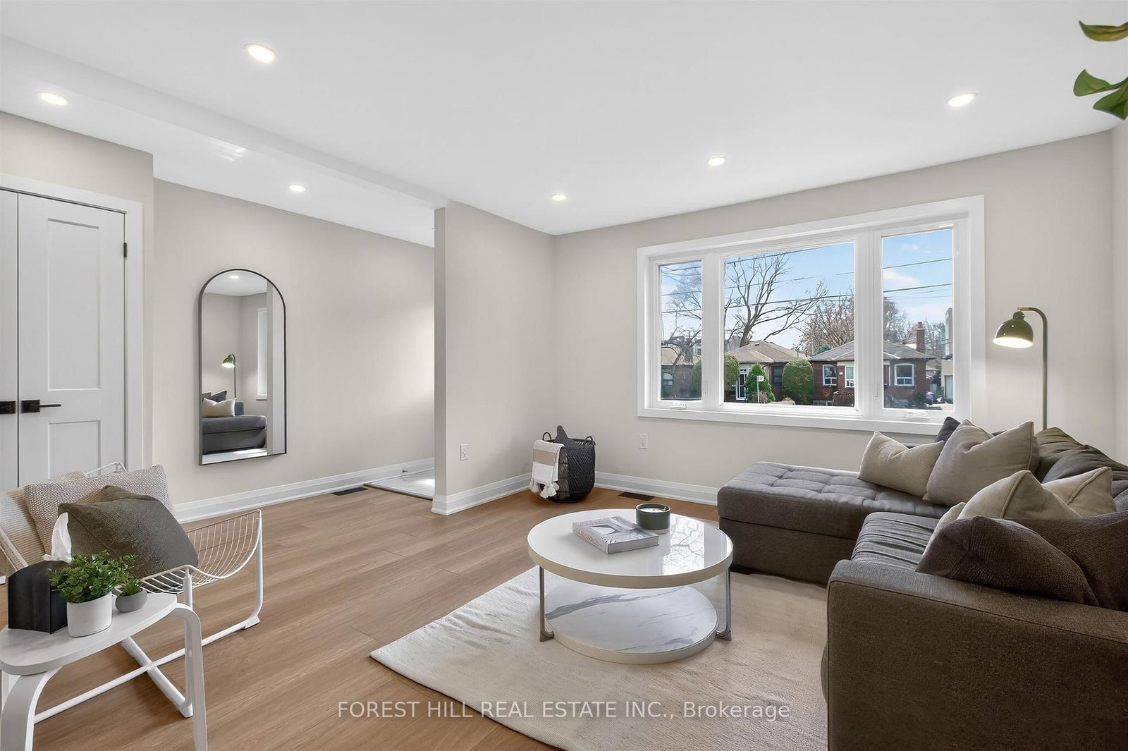 Detached House for sale at 17 Alexander Street, Toronto, Ontario, M8V 2K7 - Mimico - MLS: W13000284