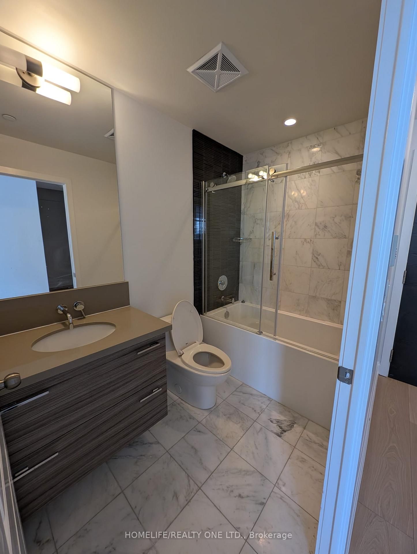 33 Shore Breeze Drive, Unit 3108 - Photo 13